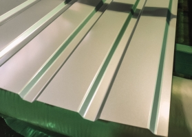 Профнастил для покрівлі - монтаж і догляд