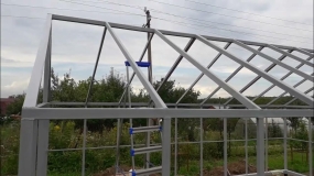 Теплиця з профільної труби своїми руками